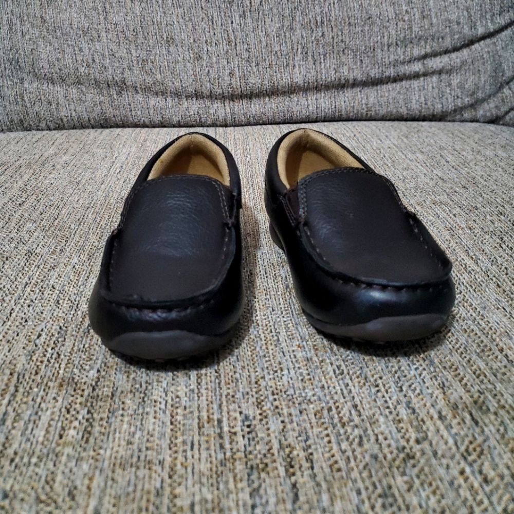 Used Toddler Boys Uniform Slip On Dress Shoes